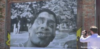 Dante Esule, una mostra fotografica chiude il viaggio di Corelli iniziato nel 2015: sabato l’inaugurazione tra danza, video e Dj set