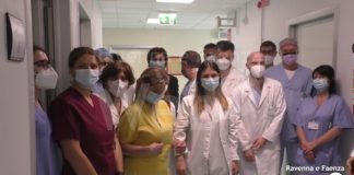 Nuovi arredi e due pulsossimetri per monitorare le apnee notturne infantili donati all’ospedale di Ravenna