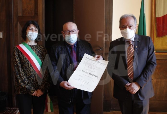 onorificenza in prefettura