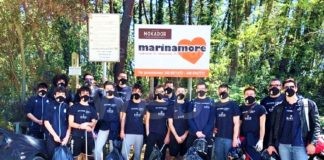 Giornata ecologica per i ragazzi della Pietro Pezzi che hanno ripulito due aree di pineta a Marina di Ravenna