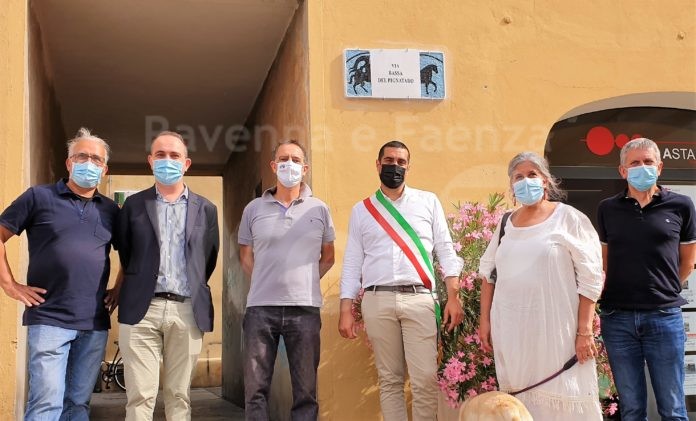 21-06-19 inaugurazione targhe mosaico 3