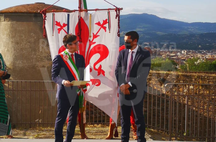 21-06-24 fiorino d'oro al sindaco de Pascale 4