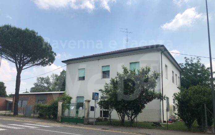 Cinquantennale scuola per l'infanzia di Roncalceci da non chiudere