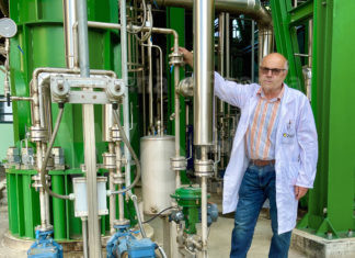 Distillerie Mazzari: Emidio Margheritini insignito con la Stella al Merito del Lavoro
