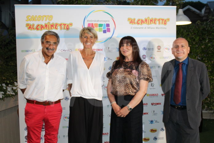 Salotto al Caminetto prima puntata