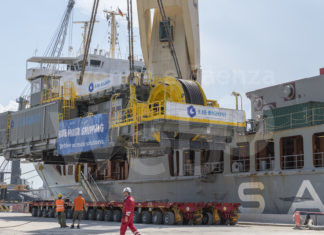 Imbarcato alla Sapir impianto offshore con destinazione Cina