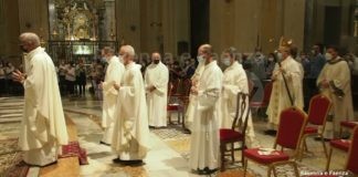 Ordinati ieri sera due nuovi diaconi, la cerimonia in Cattedrale tante le persone presenti