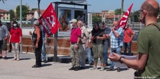 Manifestazione in darsena del Partito Comunista a Ravenna