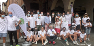 Imprenditori, commercianti e cittadini insieme per ripulire il centro storico dai rifiuti