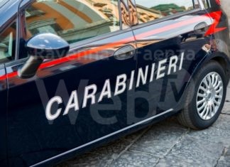 Minorenne e 20enne evasa dai domiciliari sorprese in possesso di chiavi alterate e grimaldelli nel centro di Milano Marittima