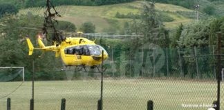 Rovinosa caduta in bicicletta: ciclista ricoverata al Bufalini