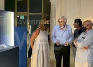 Dante: Vittorio Sgarbi e la direttrice dei Musei Vaticani Barbara Jatta in visita a Ravenna