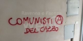 Russi: Scritte sui muri della Casa del Popolo, intitolata ad Antonio Gramsci