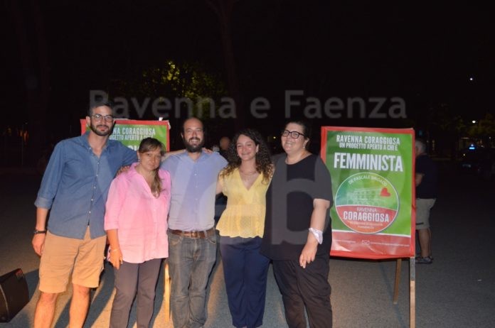 8A75ADDD-4181-4E40-A62E-63D0566542BA