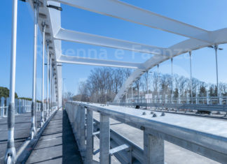 Enpa: “Rendere visibili le vetrate del ponte di Teodorico per la sicurezza degli uccelli”