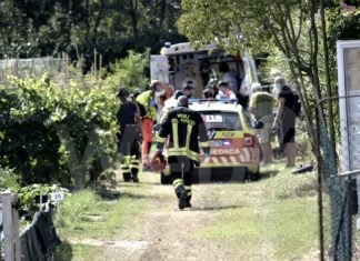 Anziano tra le lame della motozappa: trasportato in elicottero al Bufalini