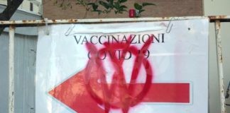 Centri vaccinali all’Esp e San Pietro in Vincoli imbrattati con simboli no vax
