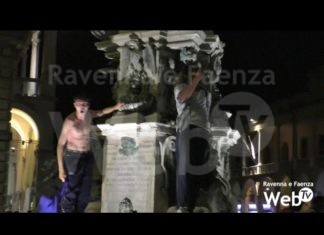 Danni alla fontana: lavori socialmente utili per chi non può pagare e inasprimento delle sanzioni