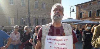 Comunisti Uniti: Cronaca di una “Chiusura” che non si farà e di una città di prigionieri e di inutili scudieri