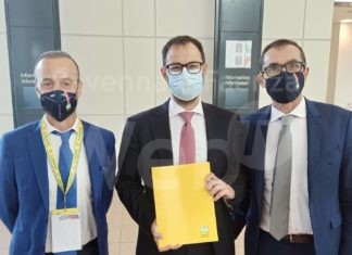 Al Macfrut Coldiretti Ravenna ha consegnato nelle mani del Ministro Patuanelli l’appello sottoscritto da Parlamentari, Op e coop