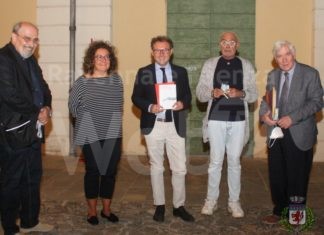 Pubblico numeroso per l’incontro con Carlo Ossola dedicato a Dante