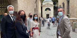 La vicepresidente del Senato incontra Igor Gallonetto e i candidati dei 5 stelle