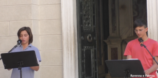 “A scuola con Dante”: gli studenti nel giorno del rientro in classe leggono la Divina Commedia