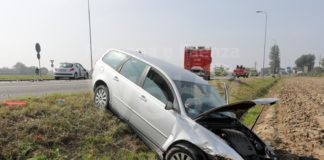 Godo, scontro fra due auto all’incrocio: tre i feriti