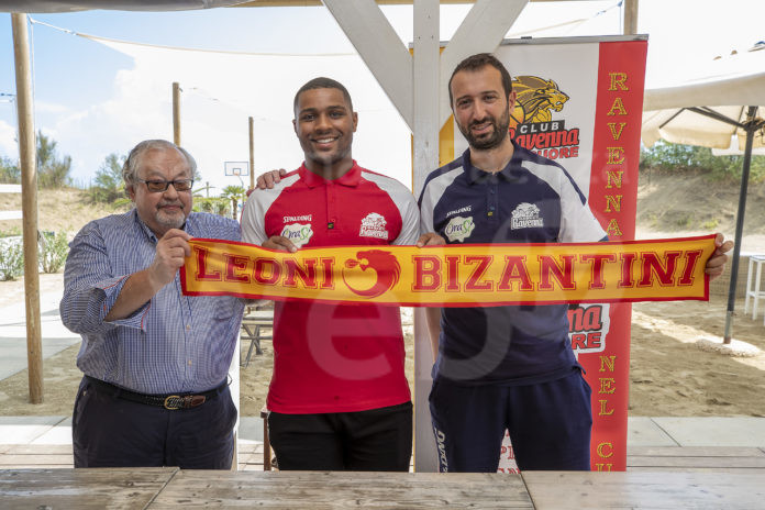 RAVENNA 1/09/21. BASKET RAVENNA. OraSì, presenta Austin Tilghman