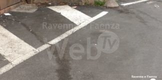 Strade del centro trasformate in bagni pubblici: il Comune costretto a chiedere pulizie straordinarie