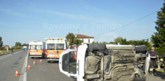 Bizzuno: “Carambola” fra due auto sulla via Quarantola all’altezza del distributore Agip. Due i feriti non gravi