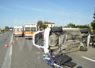 Bizzuno: “Carambola” fra due auto sulla via Quarantola all’altezza del distributore Agip. Due i feriti non gravi