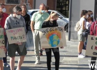 Fridays for Future torna a manifestare in piazza a Ravenna