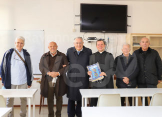 Solidarietà: Lions Club Bisanzio Ravenna donano gli infissi alla mensa di fraternità di Borgo San Rocco