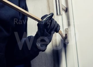 Furti di armi nelle abitazioni. Arrestati due ladri professionisti