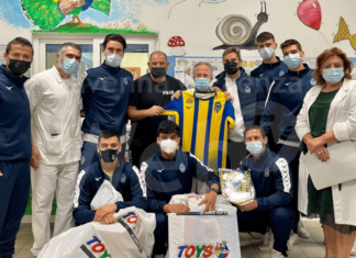 Una donazione di giocattoli per i piccoli pazienti della Pediatria da parte del “Cervia calcio”
