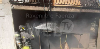 A fuoco un garage a Brisighella
