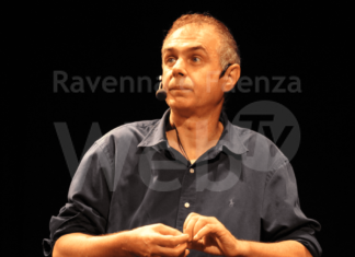 Massa Lombarda: festa di riapertura della stagione teatrale alla Sala del Carmine