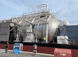 Presentata a Ravenna la prima stazione di servizio galleggiante per le navi alimentate a gas naturale