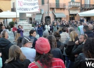 Nuova manifestazione in Piazza del Popolo a Ravenna contro il Green Pass