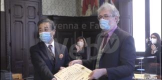 Gli organizzatori del Festival “Ottobre Giapponese” premiati dal Console generale del Giappone |VIDEO