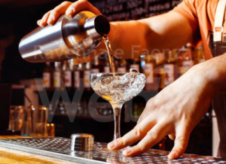 Bar e caffetterie, il nuovo corso “Professione Barman” riparte in presenza