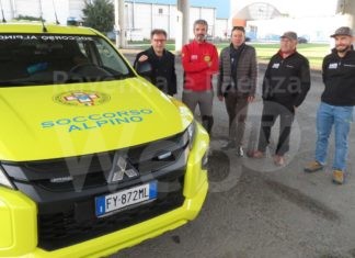 Il mezzo della Squadra di Faenza del Soccorso Alpino trova casa alla Fiera