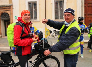 Ripercorre in bicicletta da Ravenna a Ostia il viaggio degli scariolanti per ricordare la bonifica dell’Agro romano