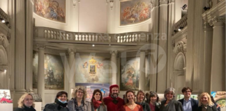 Beatrice racconta Dante: la mostra musiva e visiva delle artigiane ravennati e fiorentine