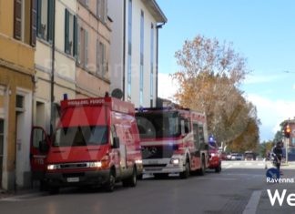 Incendio in un’abitazione in ristrutturazione. Intervengono i Vigili del Fuoco | VIDEO