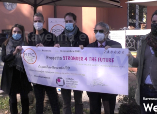 Dal Ravenna Padel Center 2800 euro per il progetto di attività fisica dello IOR per i giovani pazienti | VIDEO