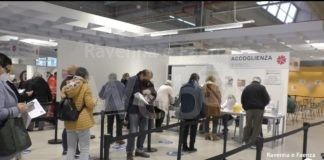 Vaccino, a partire da oggi terza dose per gli over 40 anche senza prenotazione |VIDEO