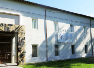 ‘Gioia di Ber’: ceramiche da vino e da acqua al Mic di Faenza