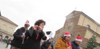 Gli auguri dell’Ente ceramica e del Comune con la ‘Xmas Marching Band’